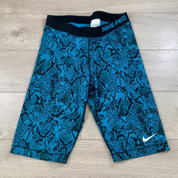 Nike Pro Cool Blue Snakeskin 11" Bike Shorts - Picture 2 of 13